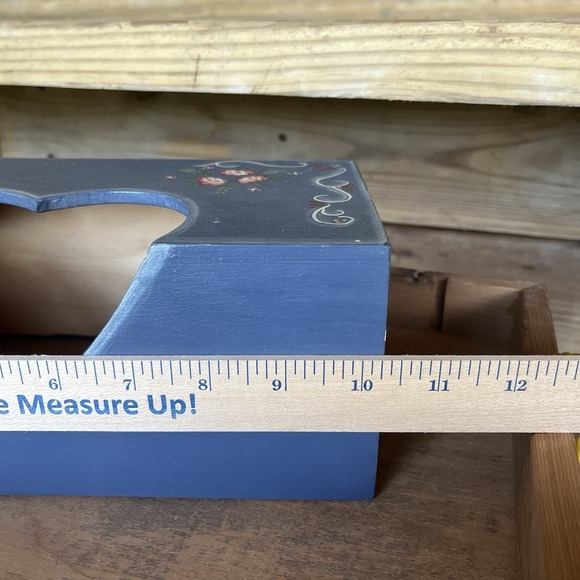 Vintage Hand Painted Wooden Kleenex Holder Floral Whimsical 80s - Picture 6 of 6